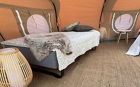 Romantic Luxus Glamping 1
